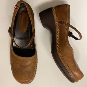 ECCO Mary Jane Heeled Leather Slip On Shoes 9.5